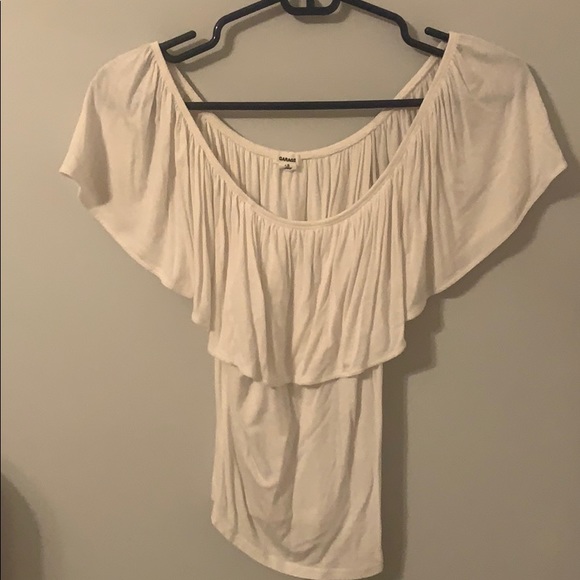 White blouse - Picture 2 of 3